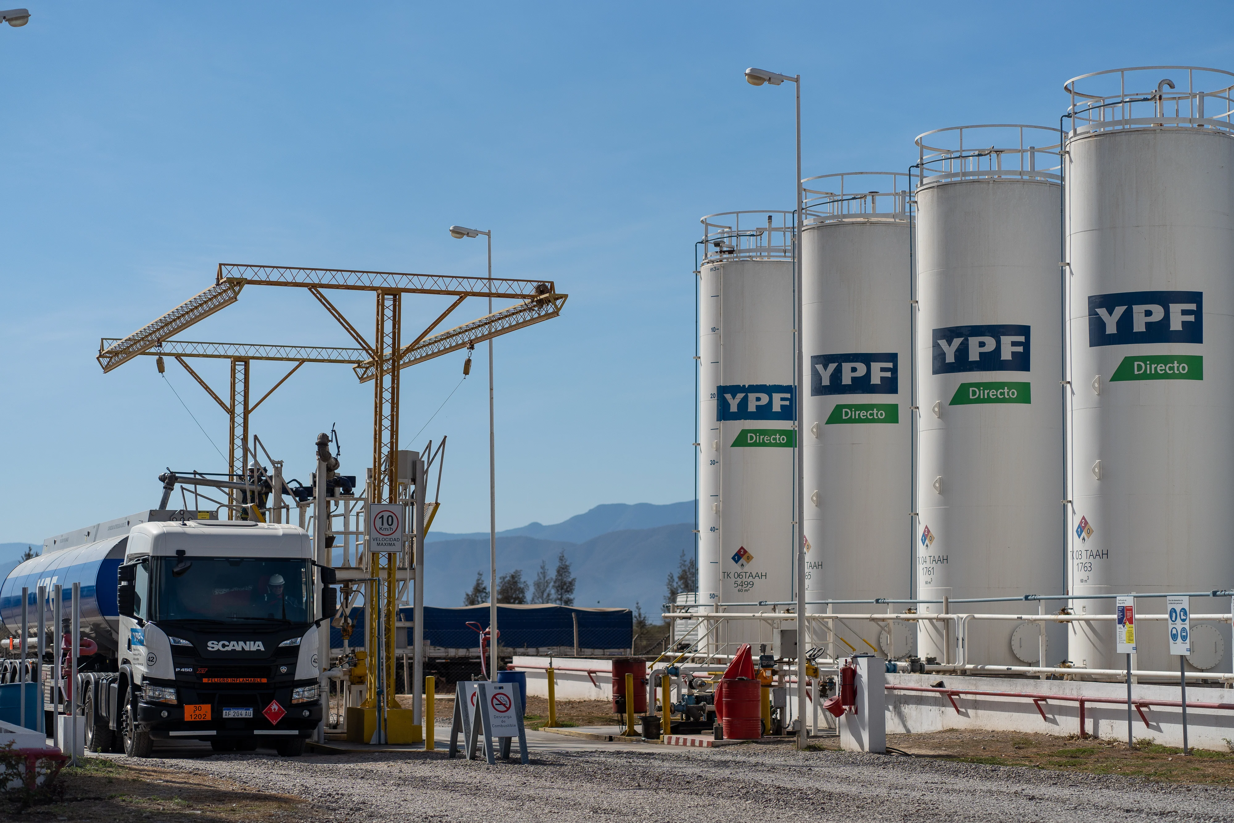 YPF Combustibles Hero